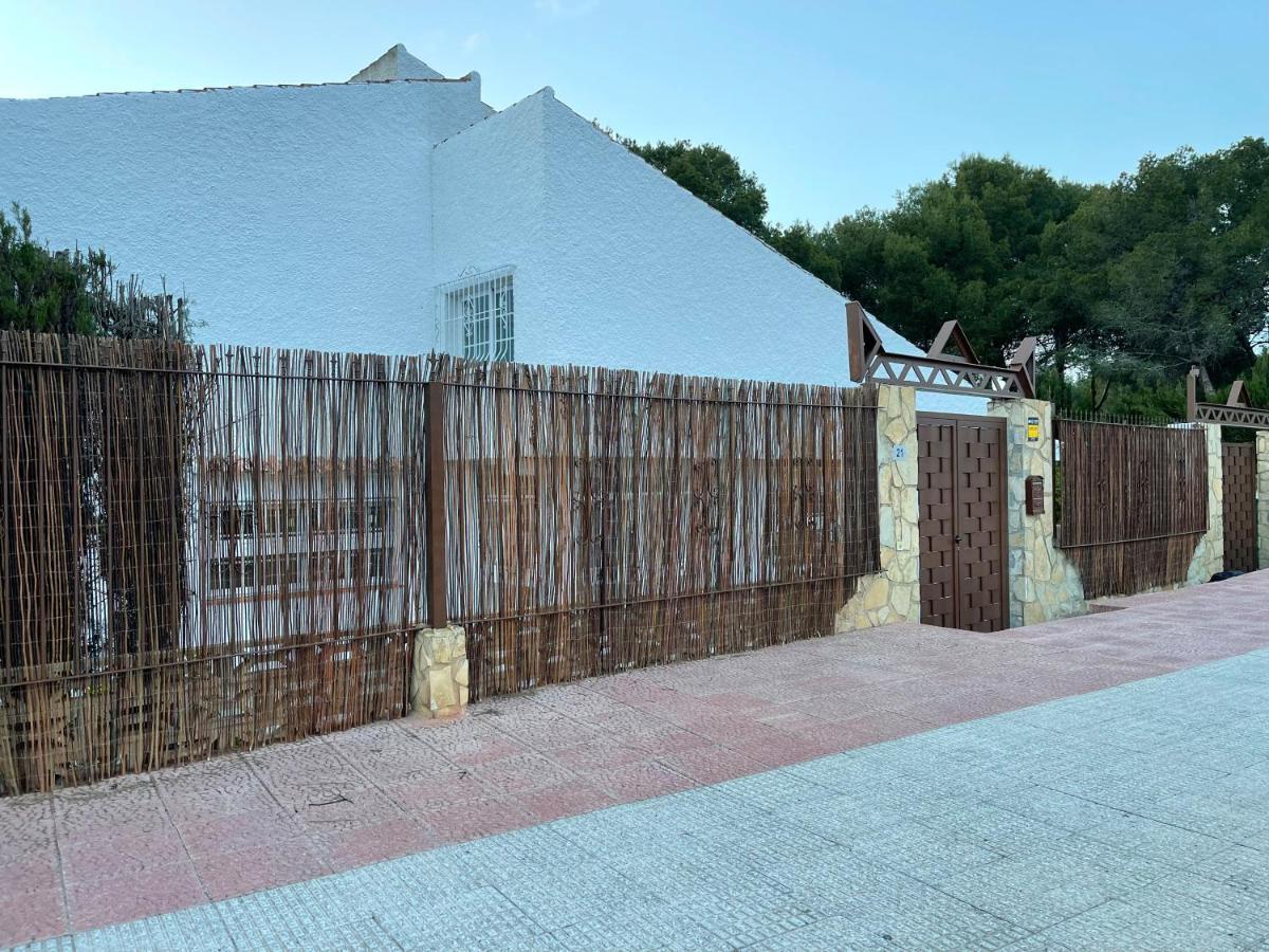 Villa Mis 5 Amores Con Piscina Benidorm Exterior foto