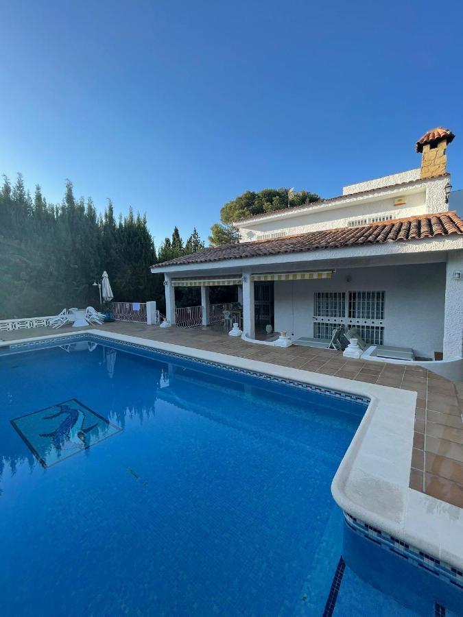 Villa Mis 5 Amores Con Piscina Benidorm Exterior foto